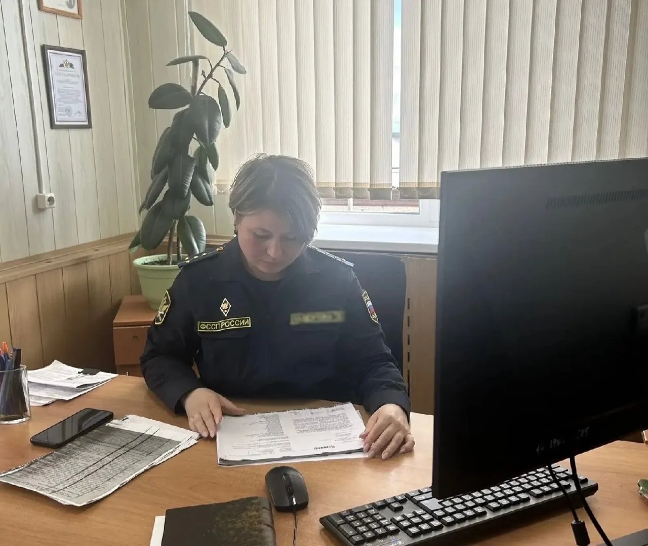 В Озинском районе судебные приставы взыскали с компании ущерб, причинённый в результате ДТП  В январ