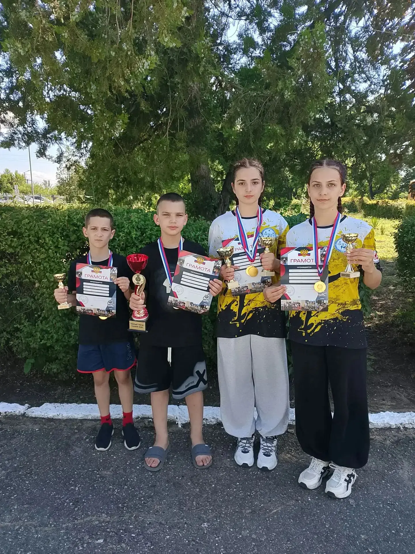 🥊 Наши юные спортсмены: Николенко Эвелина🥇 , Николенко Камилла🥇 , Николенко Владислав🥇 и Логвине