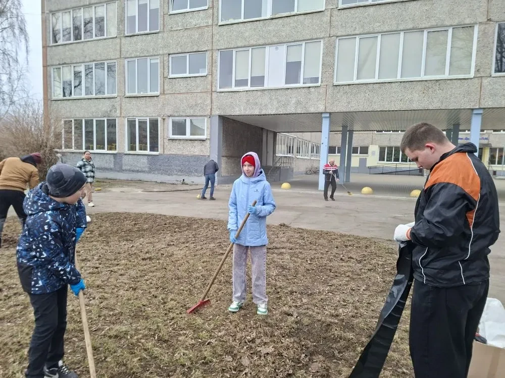 ❗️❗️ТРАДИЦИОННЫЙ ВЕСЕННИЙ СУББОТНИК В ШКОЛЕ❗️❗️Сегодня, 4 апреля 2026 г., на территории школы прошел