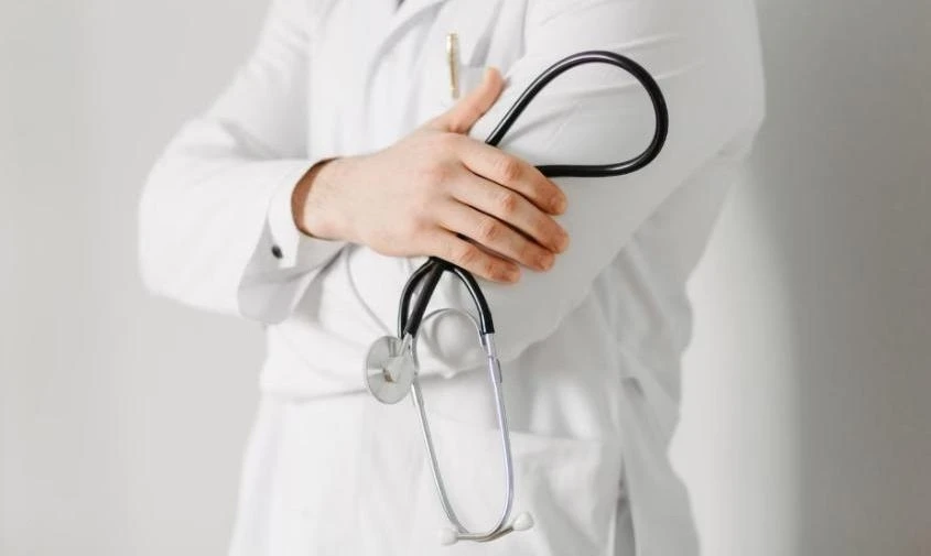 🏥 Оклад — 50 %: в России изменят принцип начисления зарплаты работникам здравоохранения  В РФ планир