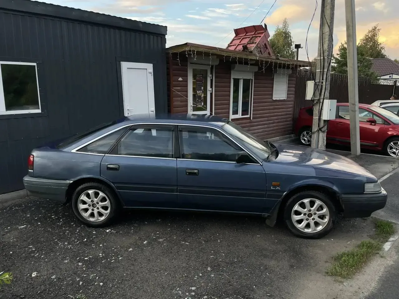 Продаже Мазда 626 1988г
Состояние кузова в отличном состояние, дно, пороги без рыжиков

Тех отличная