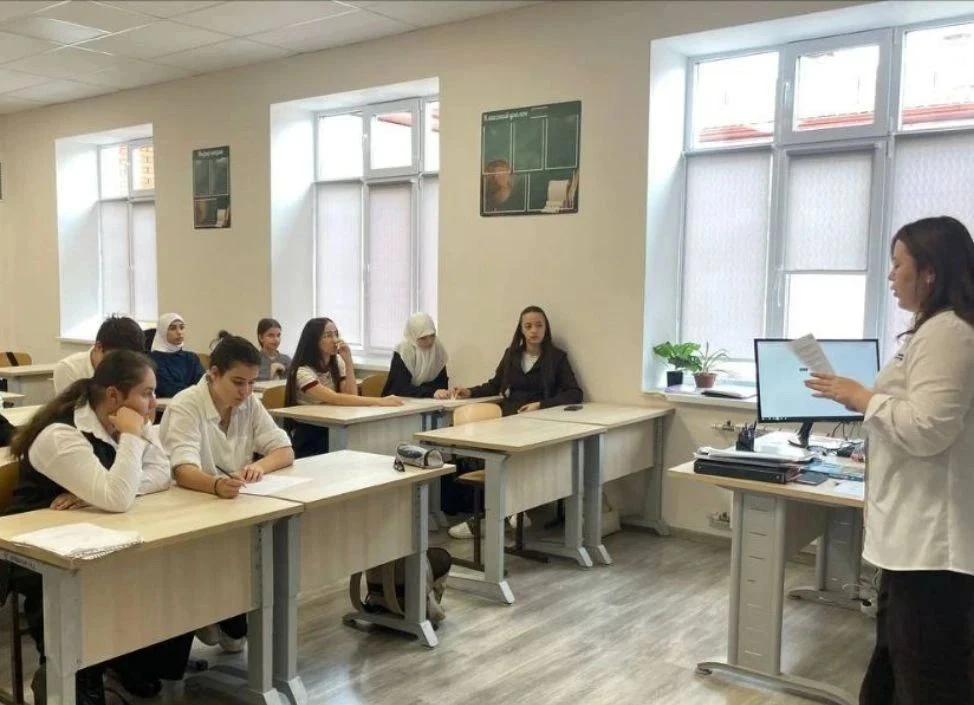 «Сообщи, где торгуют смертью»