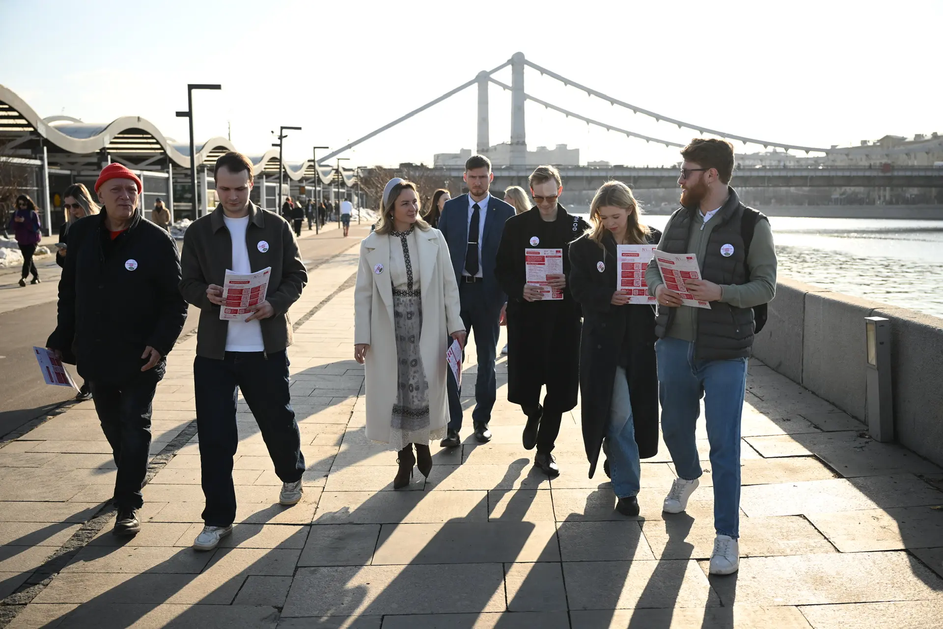 Запустили мартовскую акцию #ДарюТепло ☀️   В этот раз событие проводим совместно с Союзом театральны