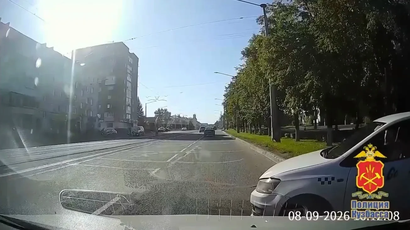 🚕 Таксист в Новокузнецке устроил ДТП и получил штраф
