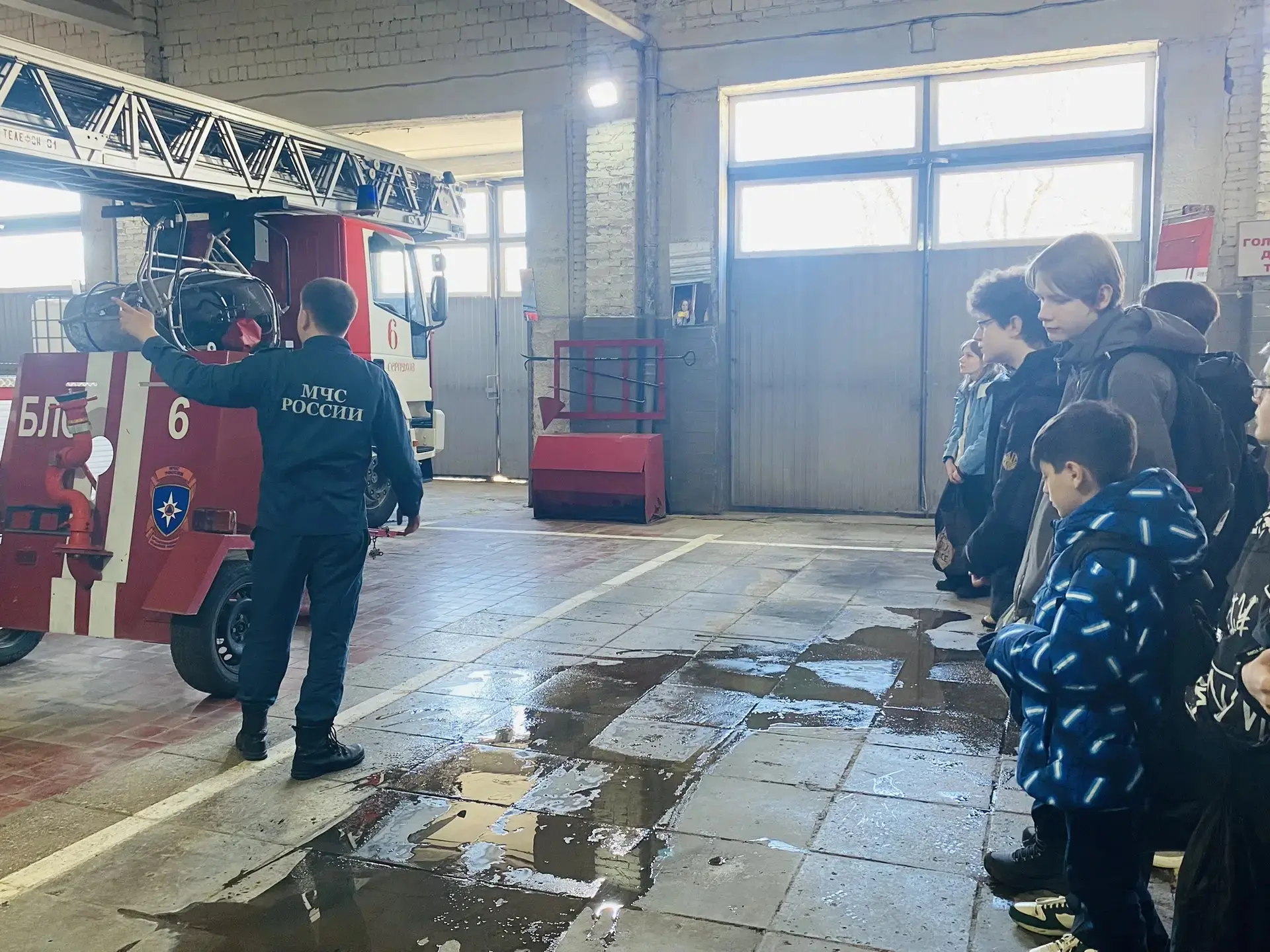 🚒 Экскурсия 7 «А» в пожарную часть: итоги познавательного дня  Сегодня учащиеся 7 «А» класса посетил