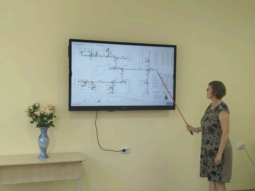 Успешная защита дипломных проектов в ГБПОУ «Горловский колледж городского хозяйства»! 🎉

26 июня 20