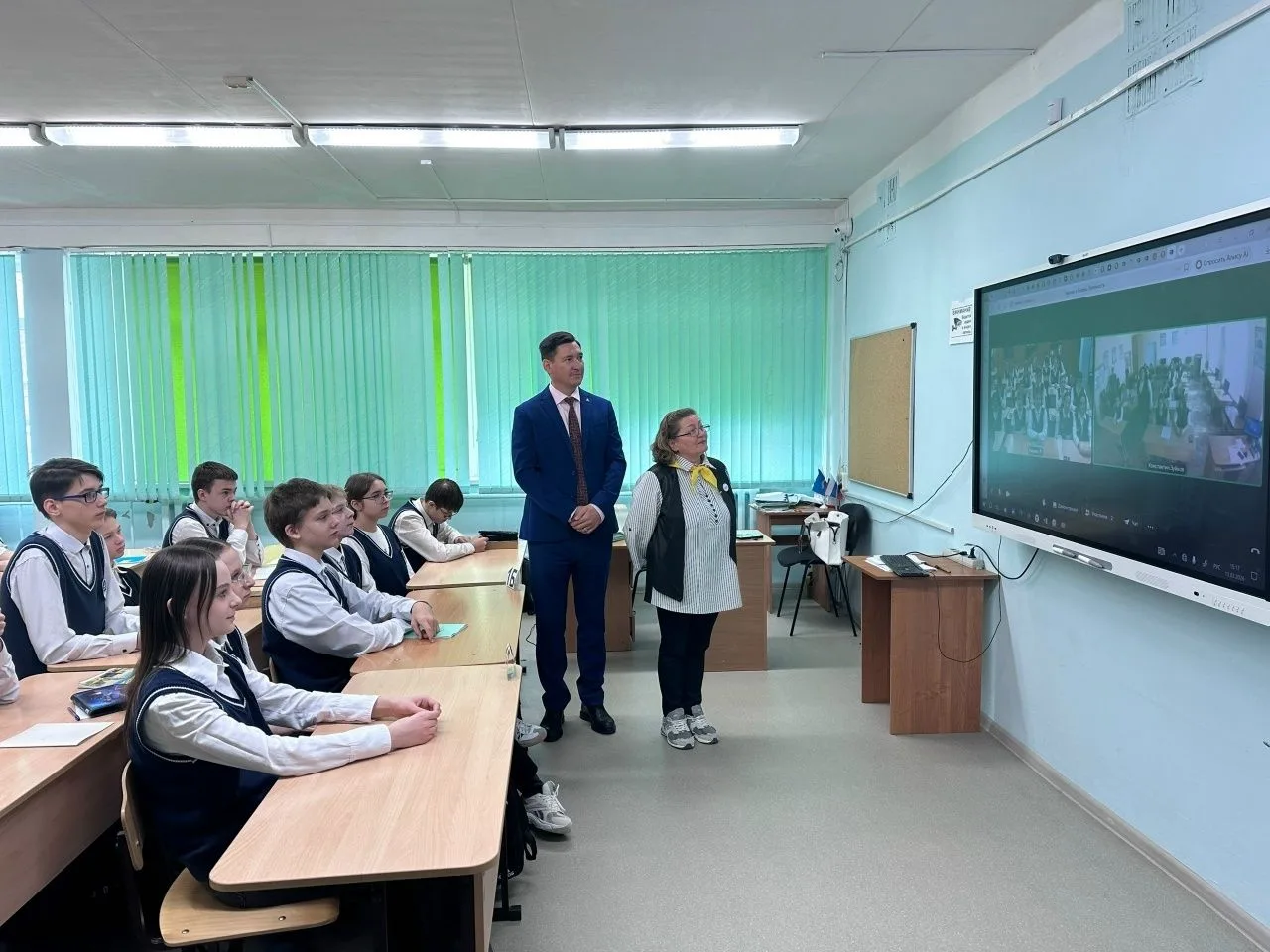 🌍🚀Преодолеть расстояние в три с половиной тысячи километров смогли учащиеся 8 «А» класса, приняв уча
