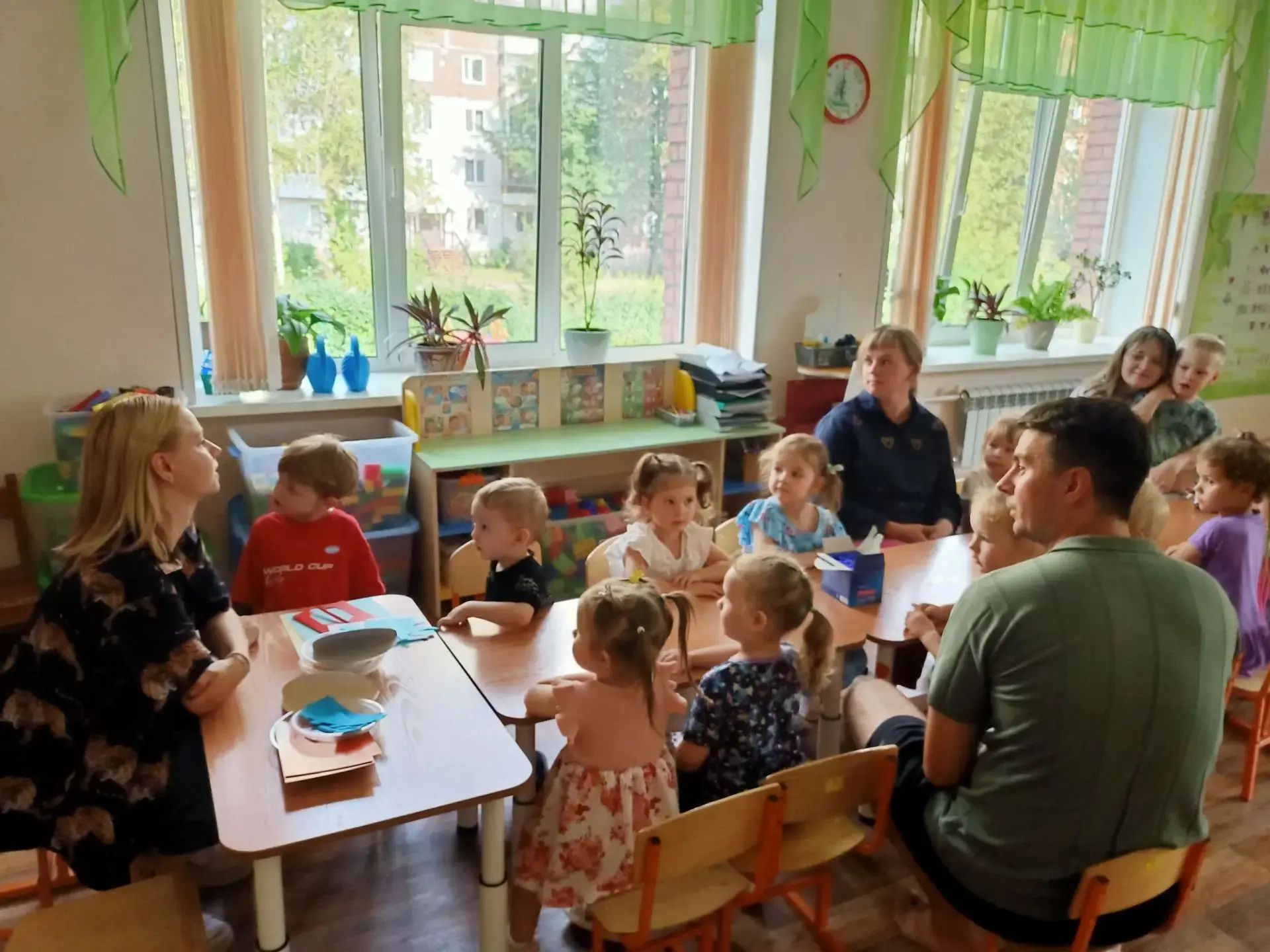 Педагоги, дети и родители 3 корпуса приняли участие в акции "Великий Флот" Движения Первых . Акция п