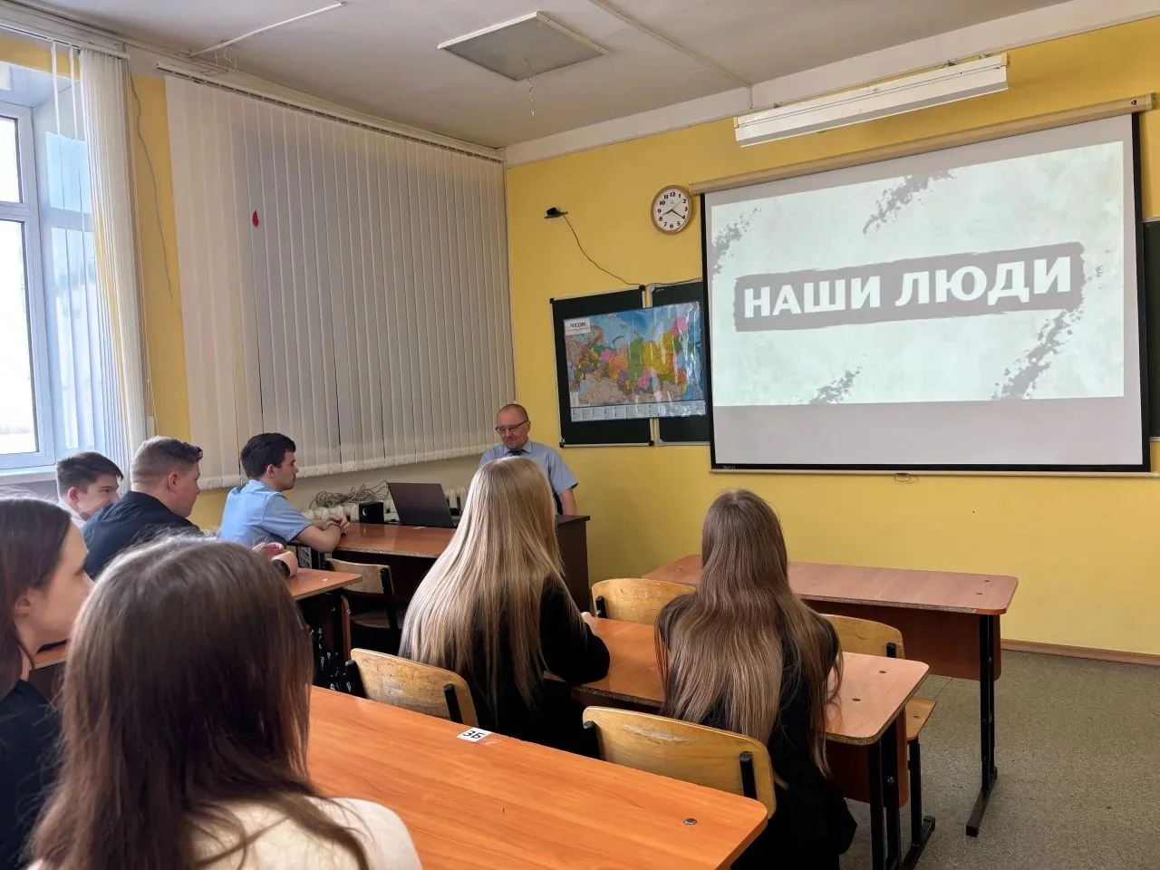 🔥На этой неделе в нашей школе прошли «Уроки мужества», посвящённые лауреатам Всероссийской обществен
