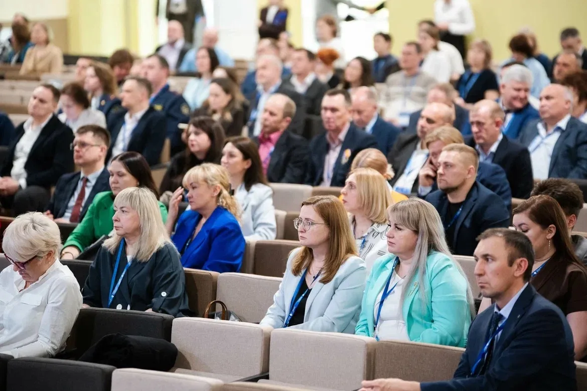Руководители Уральской Стали приняли участие в ежегодной региональной общепромышленной конференции, 
