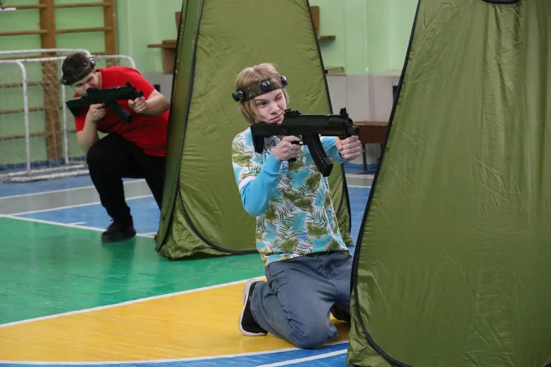 🔫Первый турнир по лазертагу объединил школьников!  В нашей школе прошёл первый турнир серии игр «Юна
