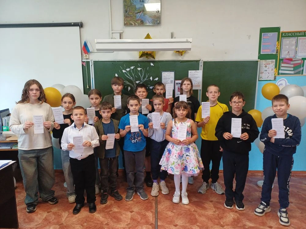 🐝В рамках работы по воспитанию чуткости и взаимоуважения в пришкольном лагере «Пчёлка»...