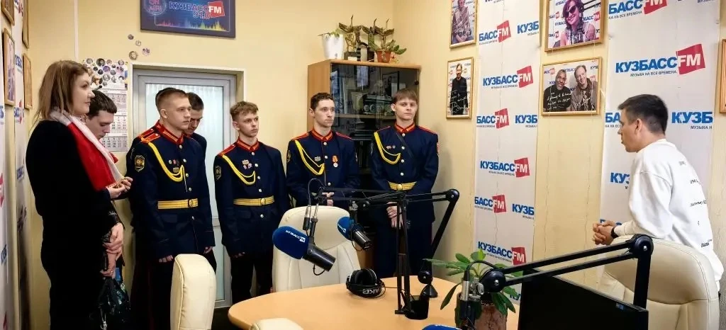Сегодня в гостях были кадеты школы-интерната МЧС. С огромным уважением отношусь к людям...
