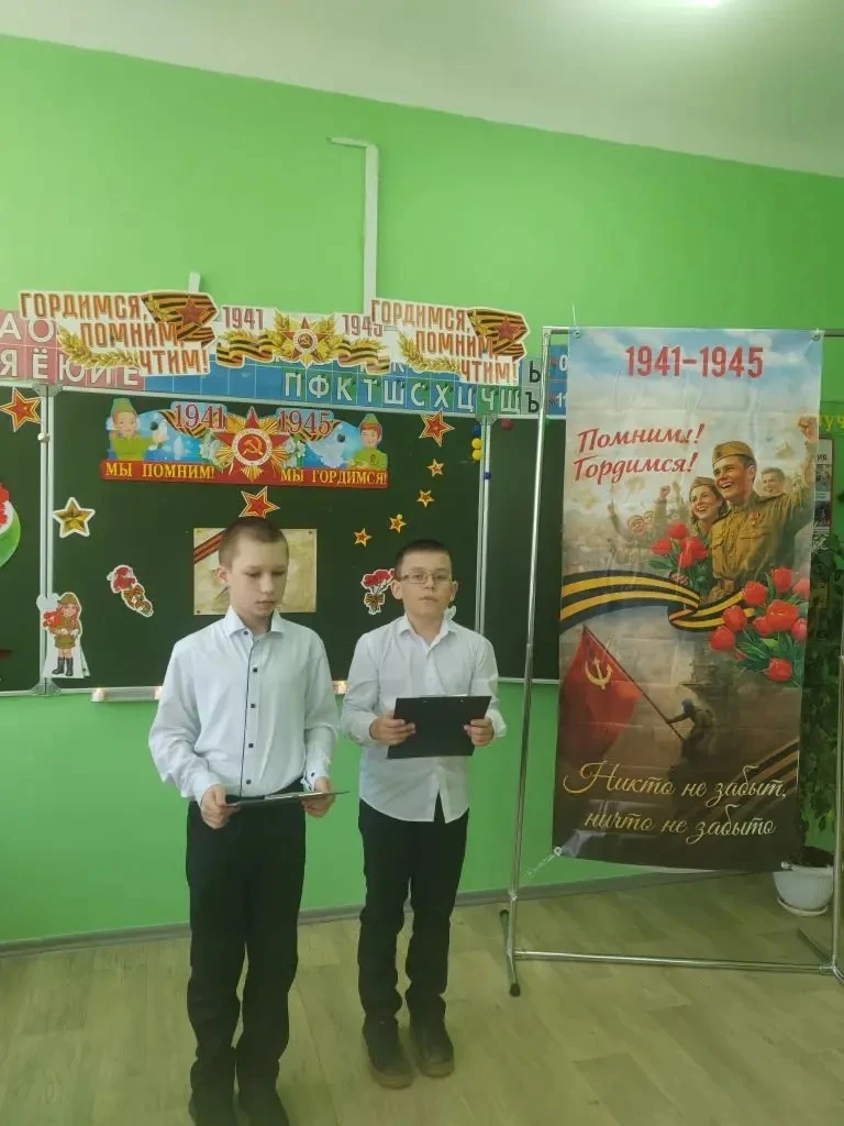 🕊️Связь поколений не прервётся: в Покровской школе прошла трогательная защита проектов...