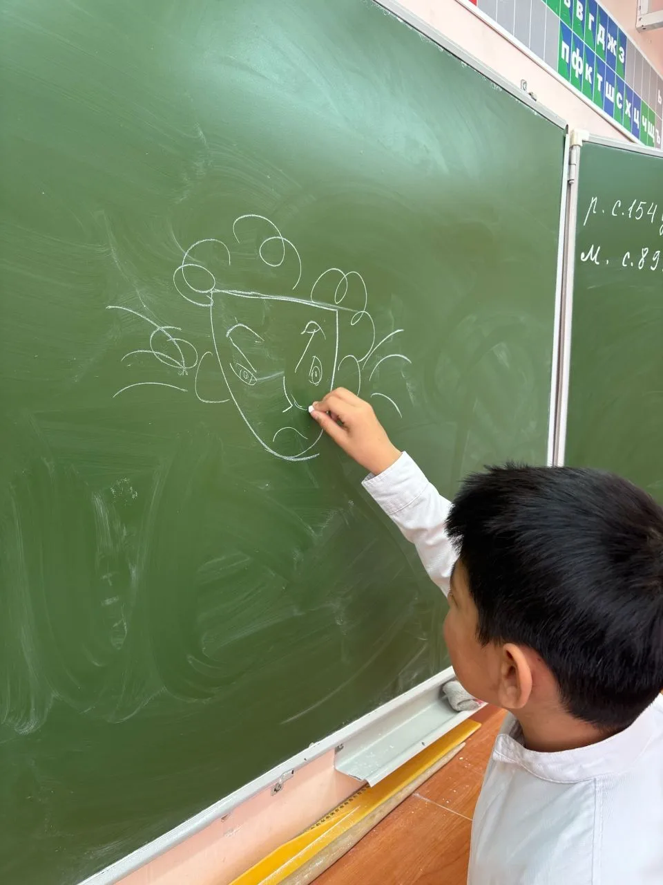 🧠 В рамках Недели психологии для четвероклассников прошли необычные уроки «Вулкан гнева».      Как с