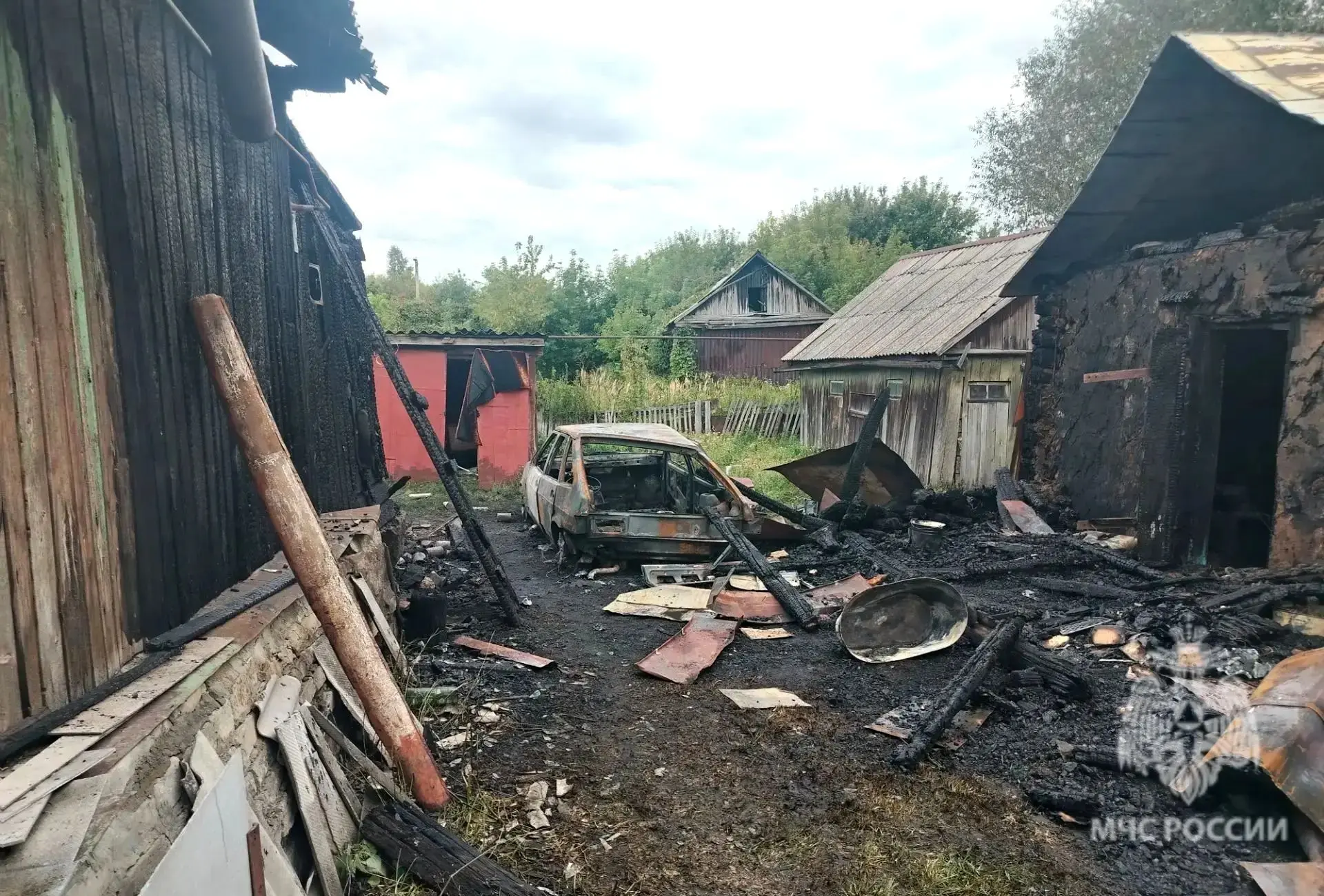 В Аркадаке при пожаре пострадал мужчина