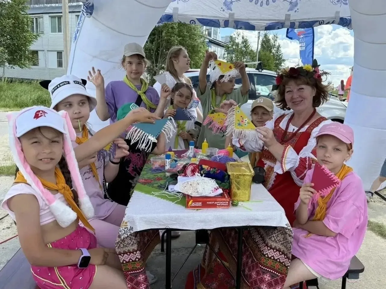 🎉 Жители "Дорожника" знают, как сделать выходные незабываемыми! ☀️

Вчерашний день во дворе дома №1