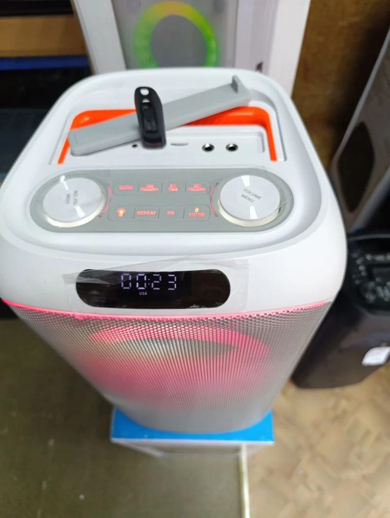 Друзья! Поступила очередная партия понравившихся вам колонок ELTRONIC 900 вт, караоке б...