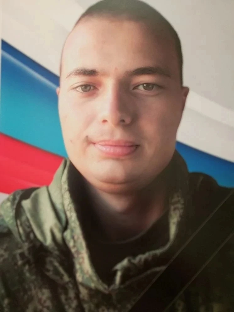 И снова горе пришло в наше поселение...

Выполняя боевое задание, верный Военной присяге, погиб при 