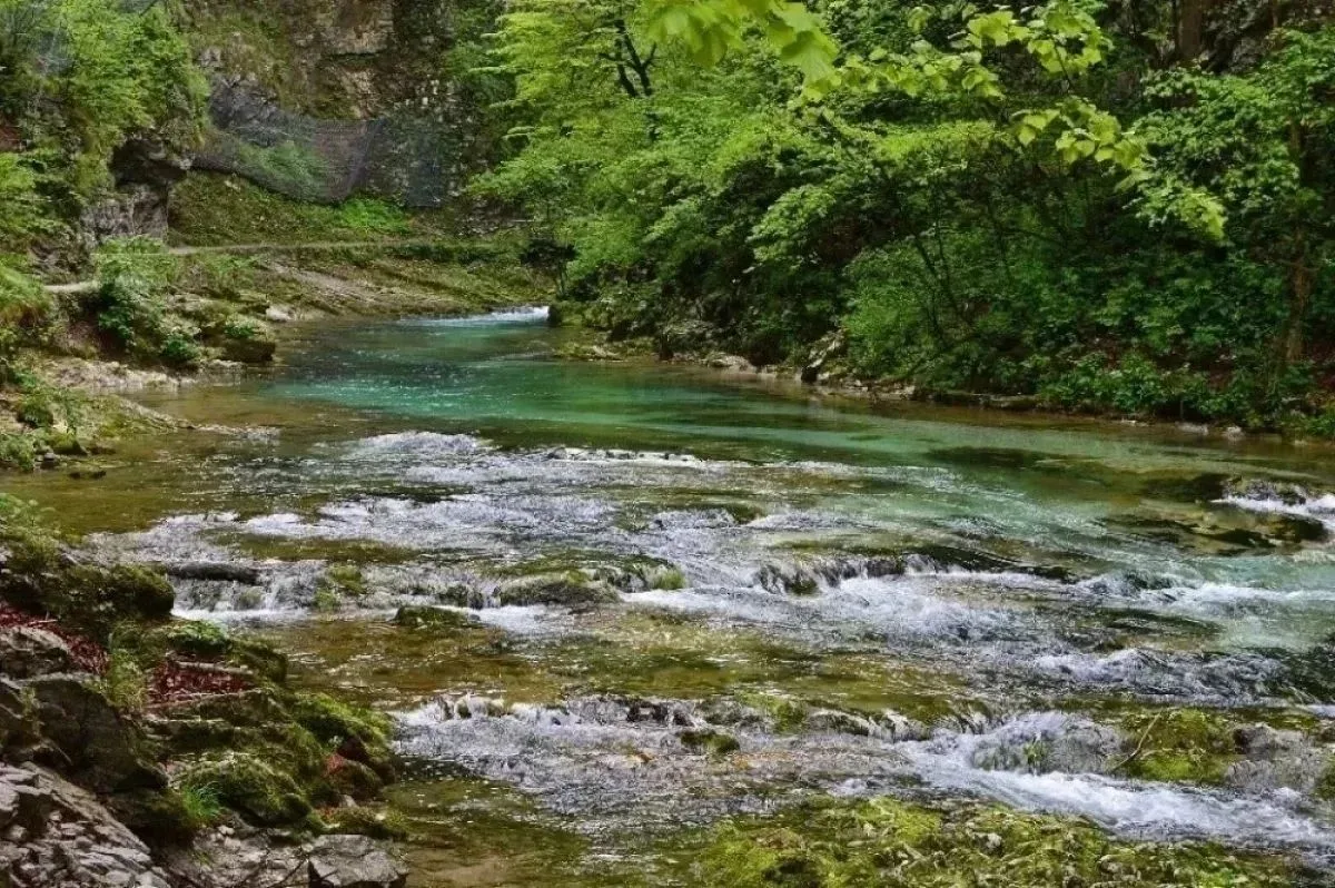 Водопады Краснодарского края. Когда пляжный сезон на Черноморском побережье подходит к ...