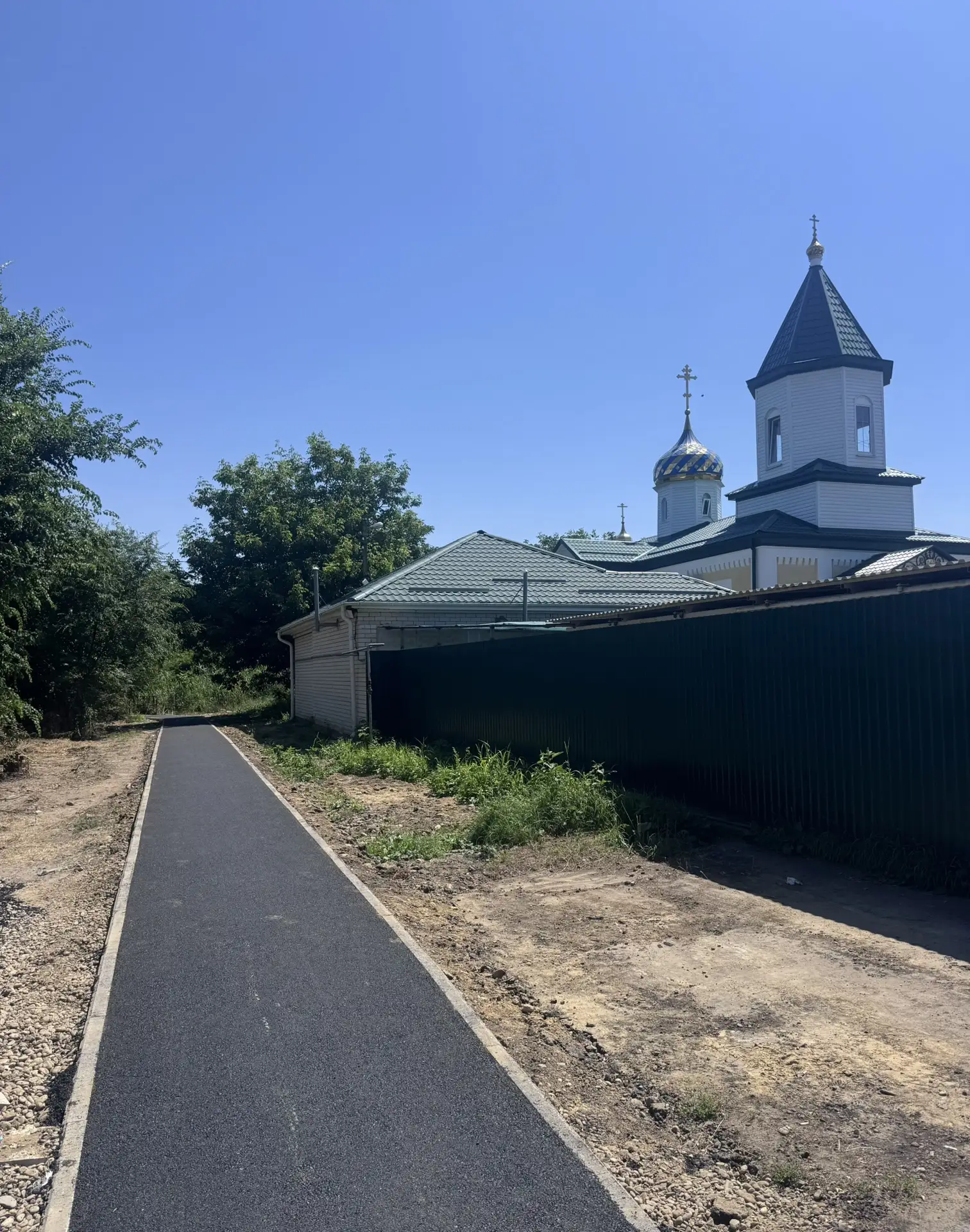 А в селе Донском завершается строительство пешеходной дорожки от церкви к улице Трунова. Благодаря с