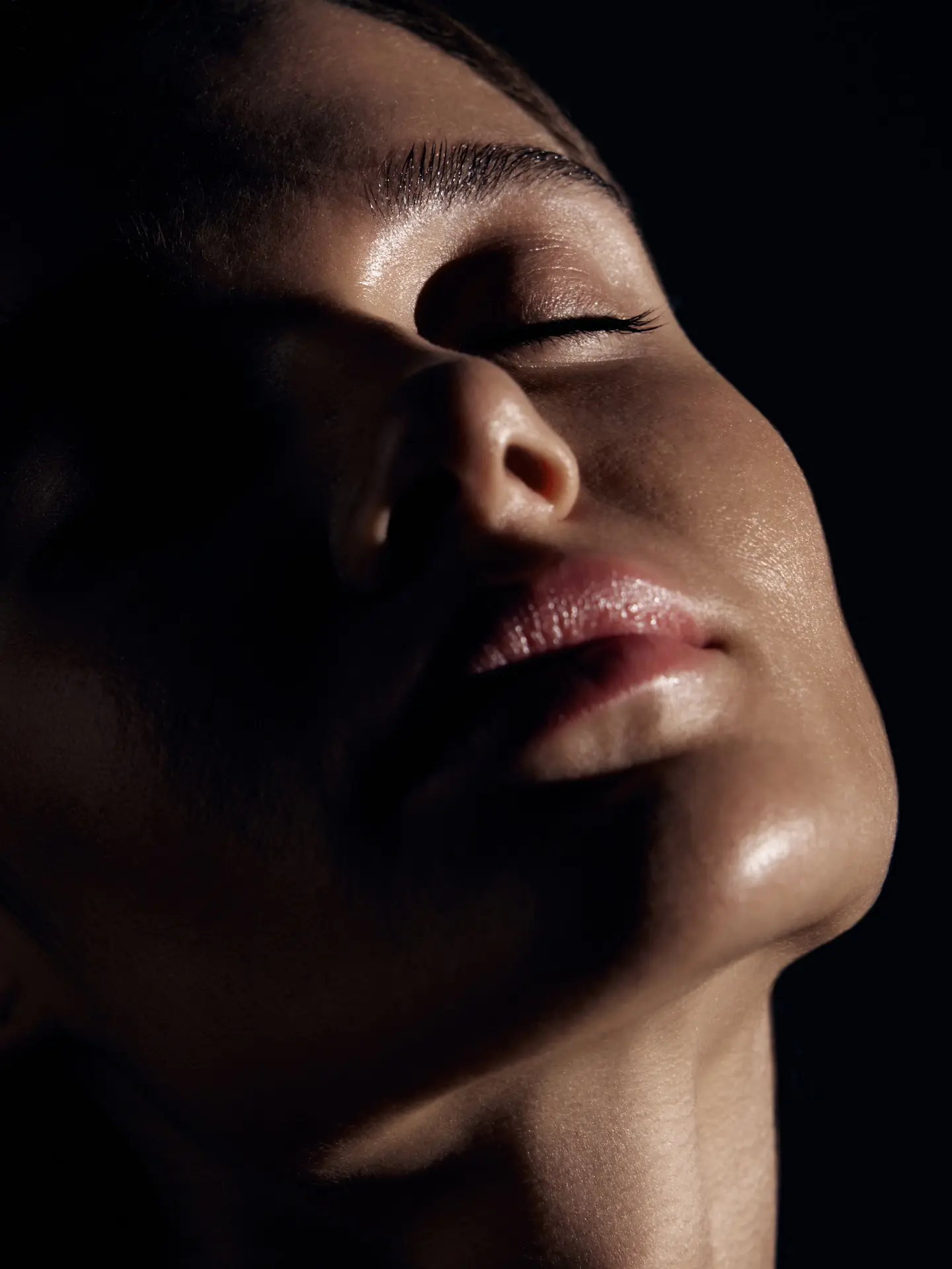 BEAUTY-АНАЛИЗ КРОВИ
 
1. Общий белок. Низкий уровень — гарант того, что все проделываемые процедуры 
