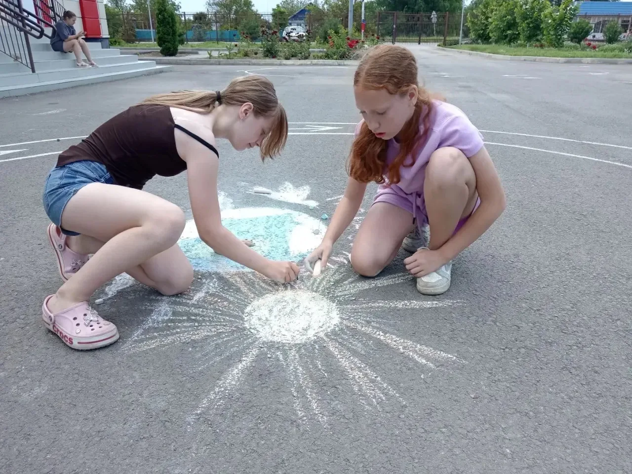 ☀️ Заряжаемся позитивом в лагере «Дружба»! ☀️

Сегодняшний день в лагере начался с бодрой утренней з