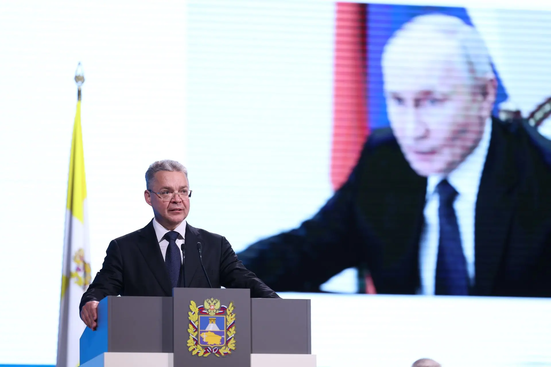 Не менее важным направлением является развитие системы теплоснабжения региона. «Болевым...