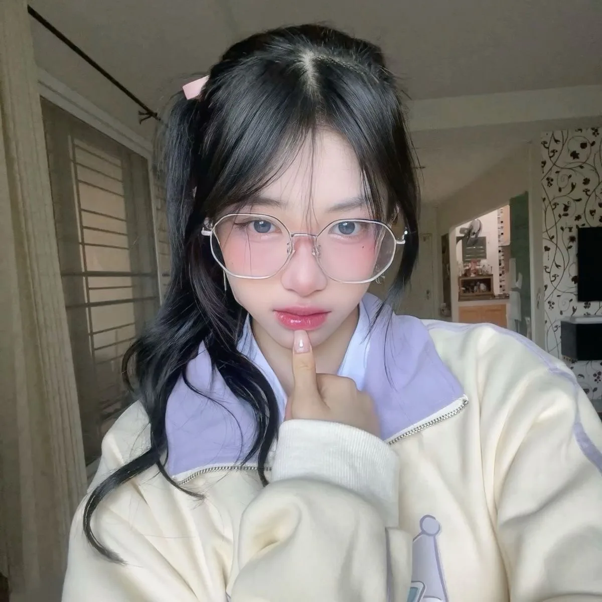Советики: как построить гармоничные отношения?
────୨ৎ────
⋆.˚🦋༘⋆Сохраняем баланс между хочу и долже
