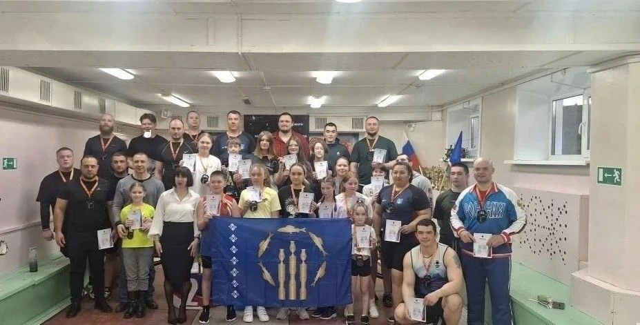 💪В ЧЕСТЬ ГЕРОЕВ: ГИРЕВОЙ СПОРТ ОБЪЕДИНИЛ СИЛУ ДУХА И СПОРТИВНОЕ МАСТЕРСТВО