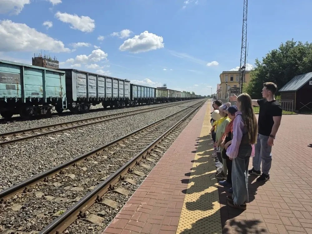 🚂 Детский месячник «Уступи дорогу поездам»: безопасность на железной дороге — в фокусе...