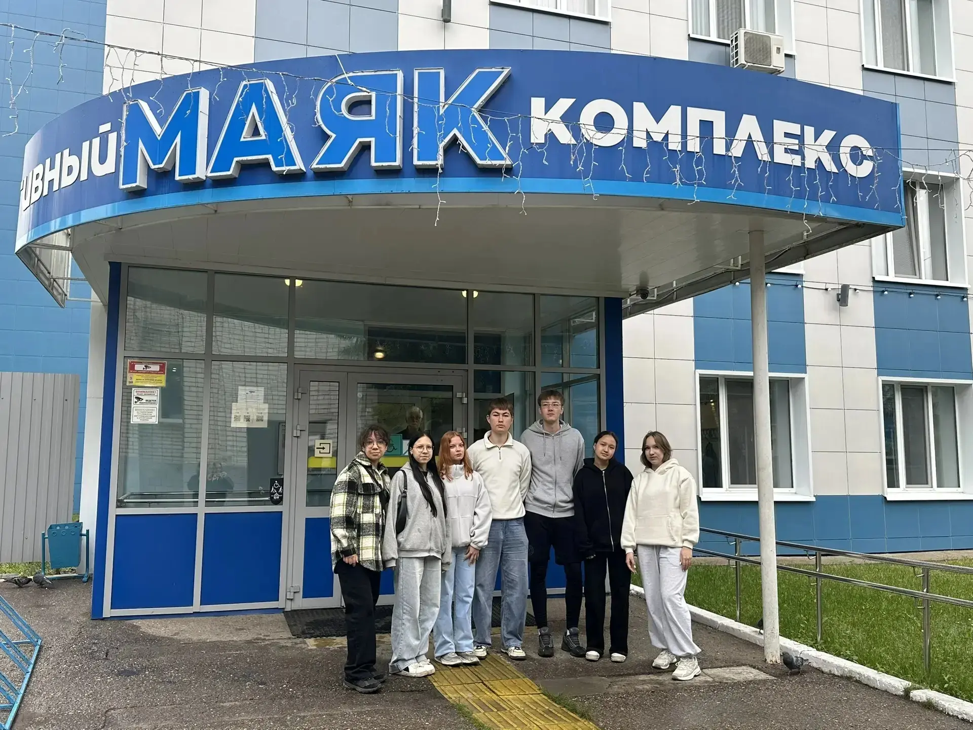 💪 Волонтёры ЗМК на большом спортивном событии: честь, поддержка и командный дух! 💪
