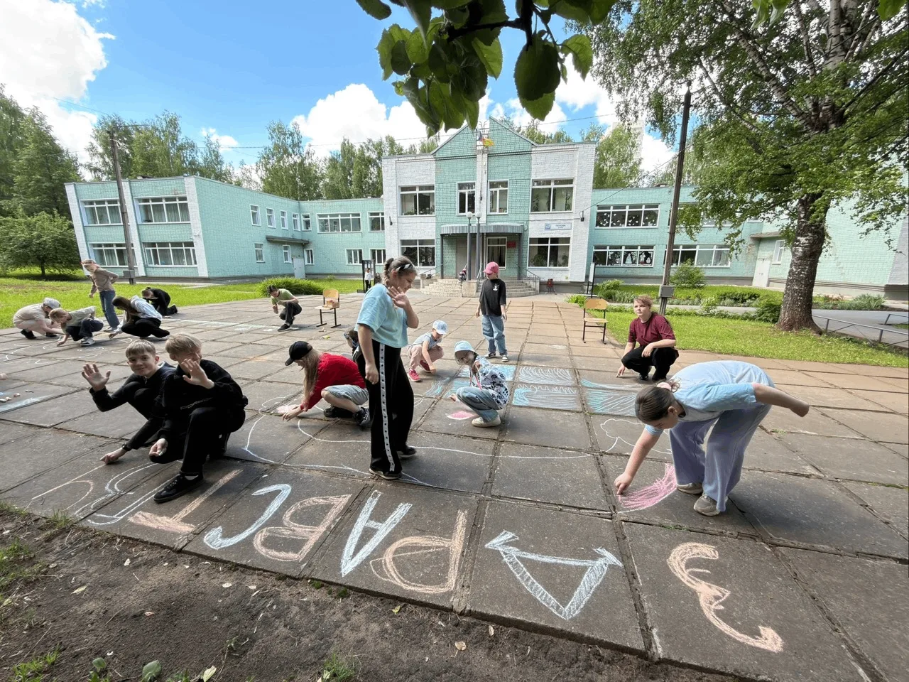 31 мая для учащихся хора Росинка состоялся долгожданный праздник именинников весны и ле...
