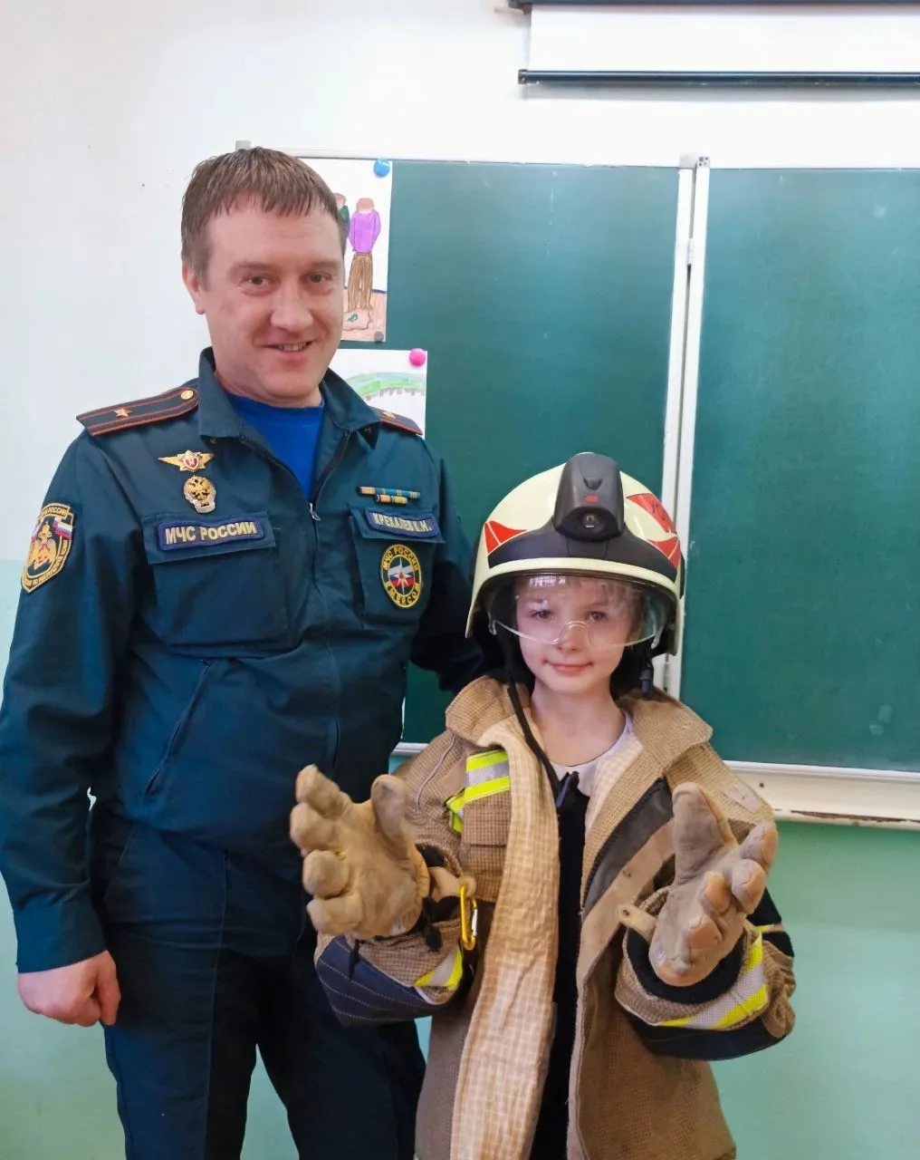 🔥 В ГОСТЯХ У НАСТОЯЩИХ ГЕРОЕВ.  🌟В рамках Недели профориентации в нашей школе прошла необычная встре