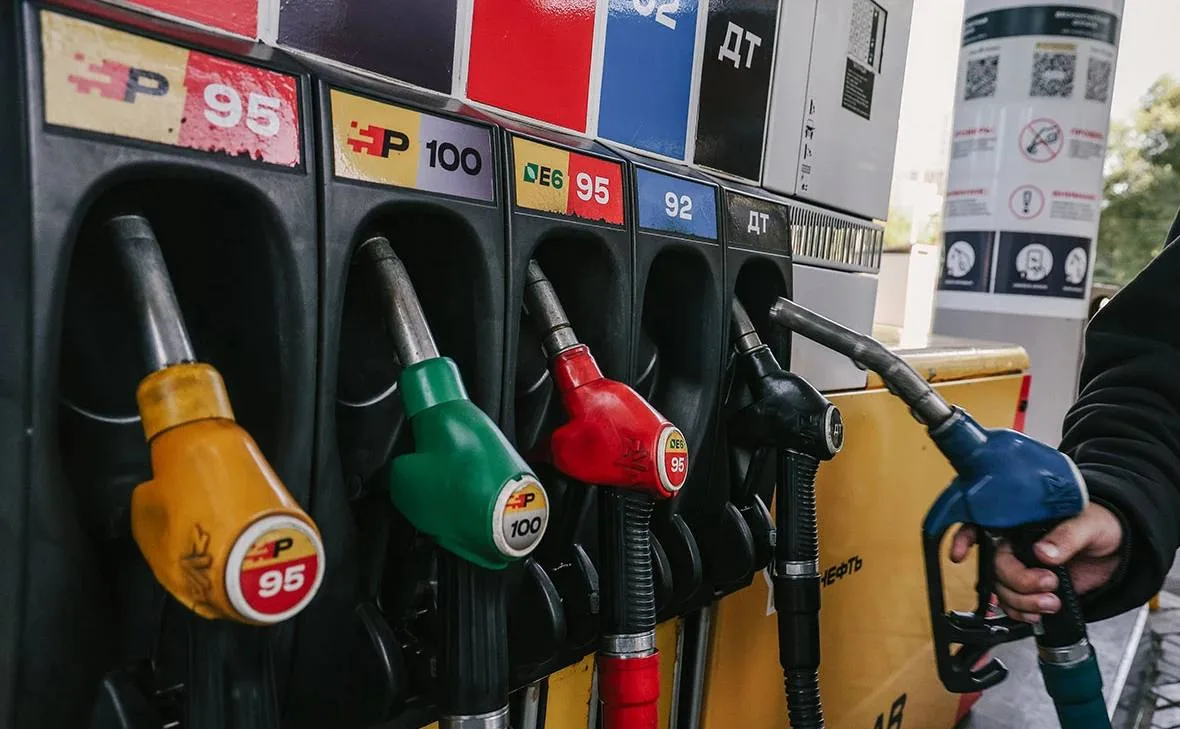 ❗️«Татнефть» и «Роснефть» начали снимать ограничения на заправку