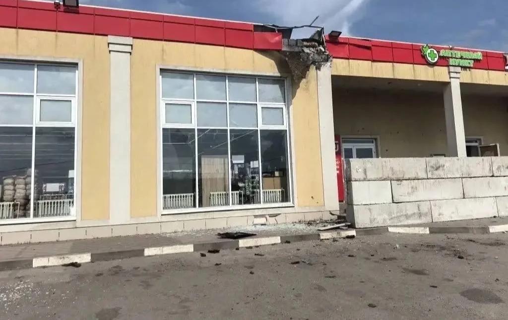 Сразу пять мирных жителей пострадали от очередного удара ВСУ.   В посёлке Разумное Белгородского окр
