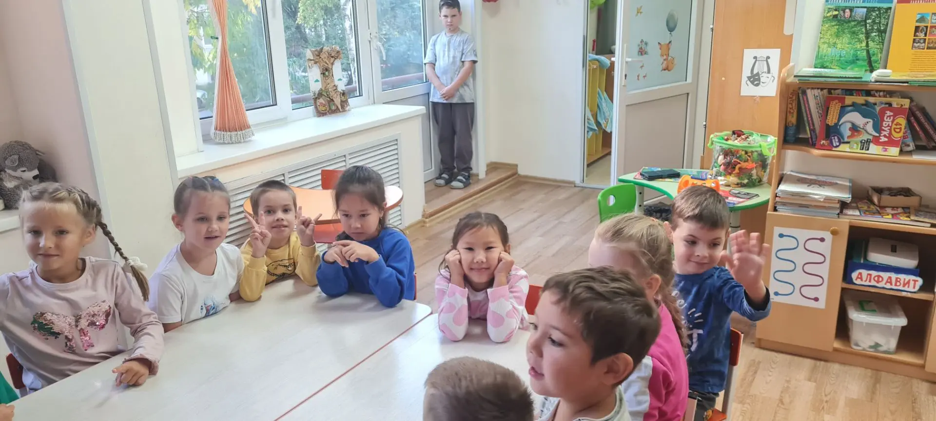 В группе №13 сегодня прошёл кулинарный мастер класс по изготовлению осенней выпечки "мо...
