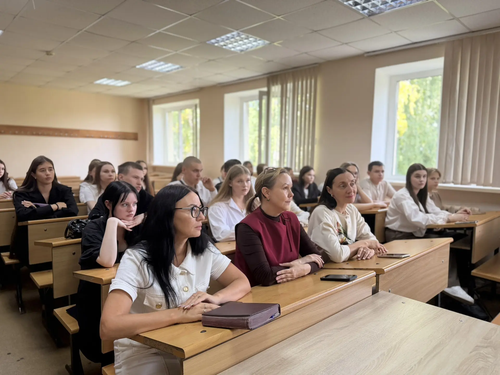 🌟Первые шаги к лидерству: в Многопрофильном колледже прошел старостат!