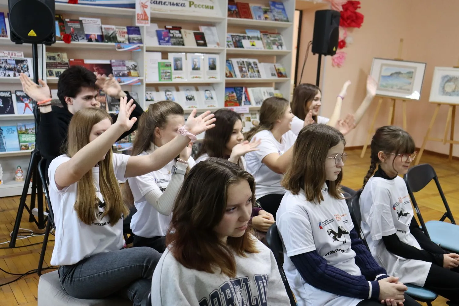 В святочные дни в Новольвовской сельской модельной библиотеке состоялась долгожданная п...