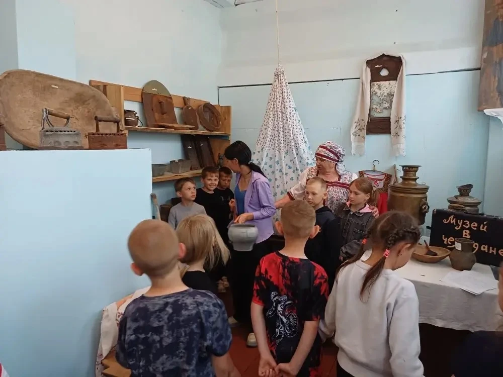 «В единстве наша сила»: в школьном лагере прошёл «День традиций»
  В лагере с дневным пребыванием де