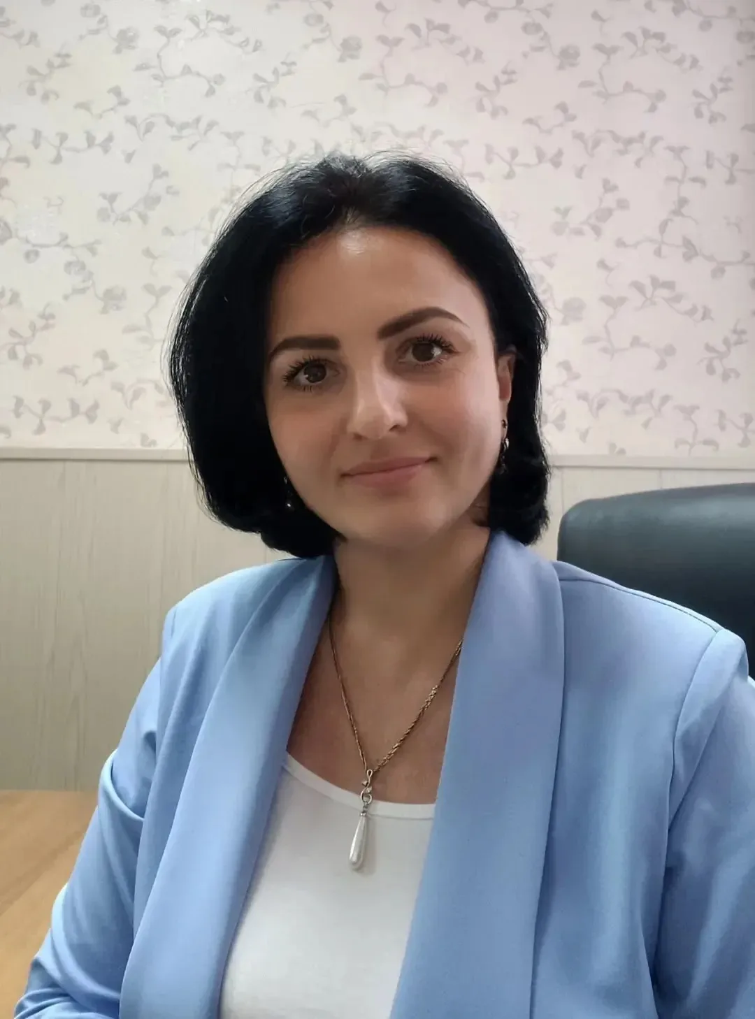 🥳 Сегодня отмечает свой день рождения руководитель МБОУ ДО «Мошковский Дом детского творчества» Сай