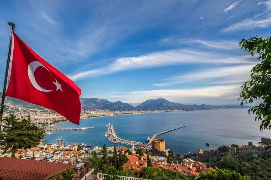 🇹🇷 Едете в Турцию впервые? Пять советов, чтобы отдых прошёл гладко

Турция встречает гостеприимно,