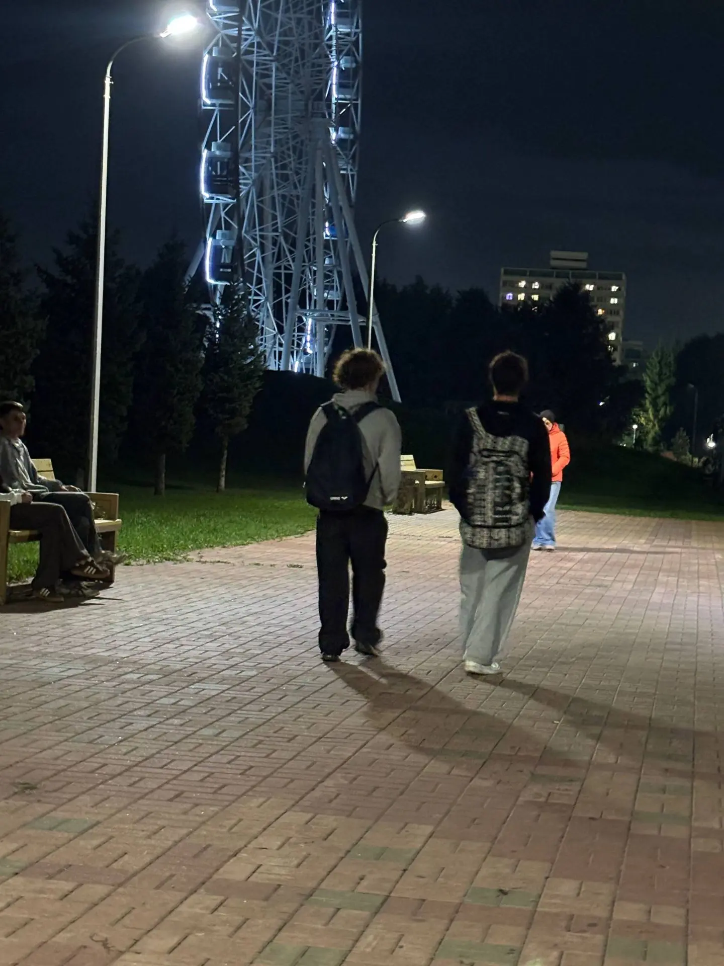анон.понравились мальчики,в 19:03 шли где парк победы,если не заняты отпишите в коммы пж