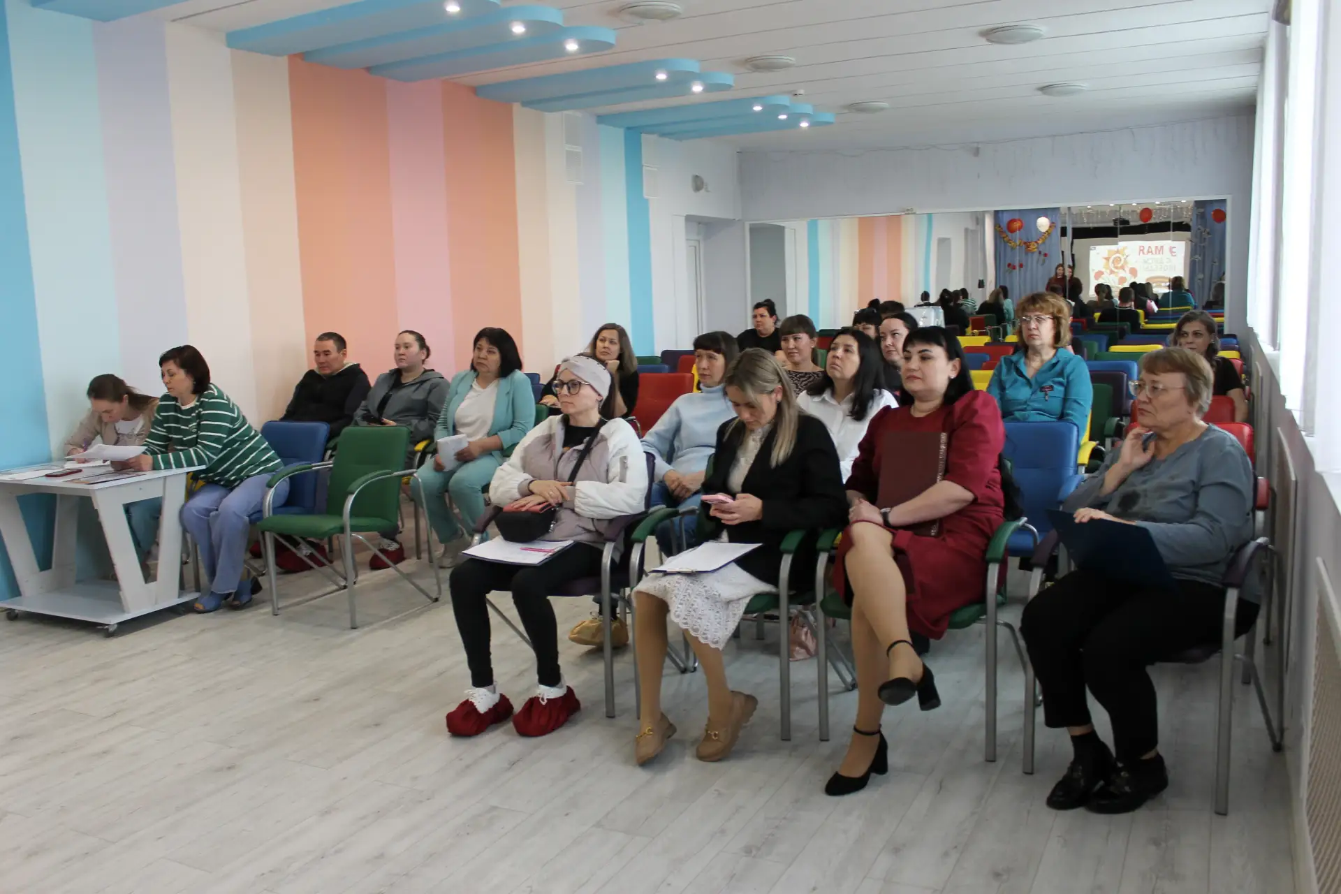 В Отделении полустационарного обслуживания  прошло  общее родительское собрание, посвящ...