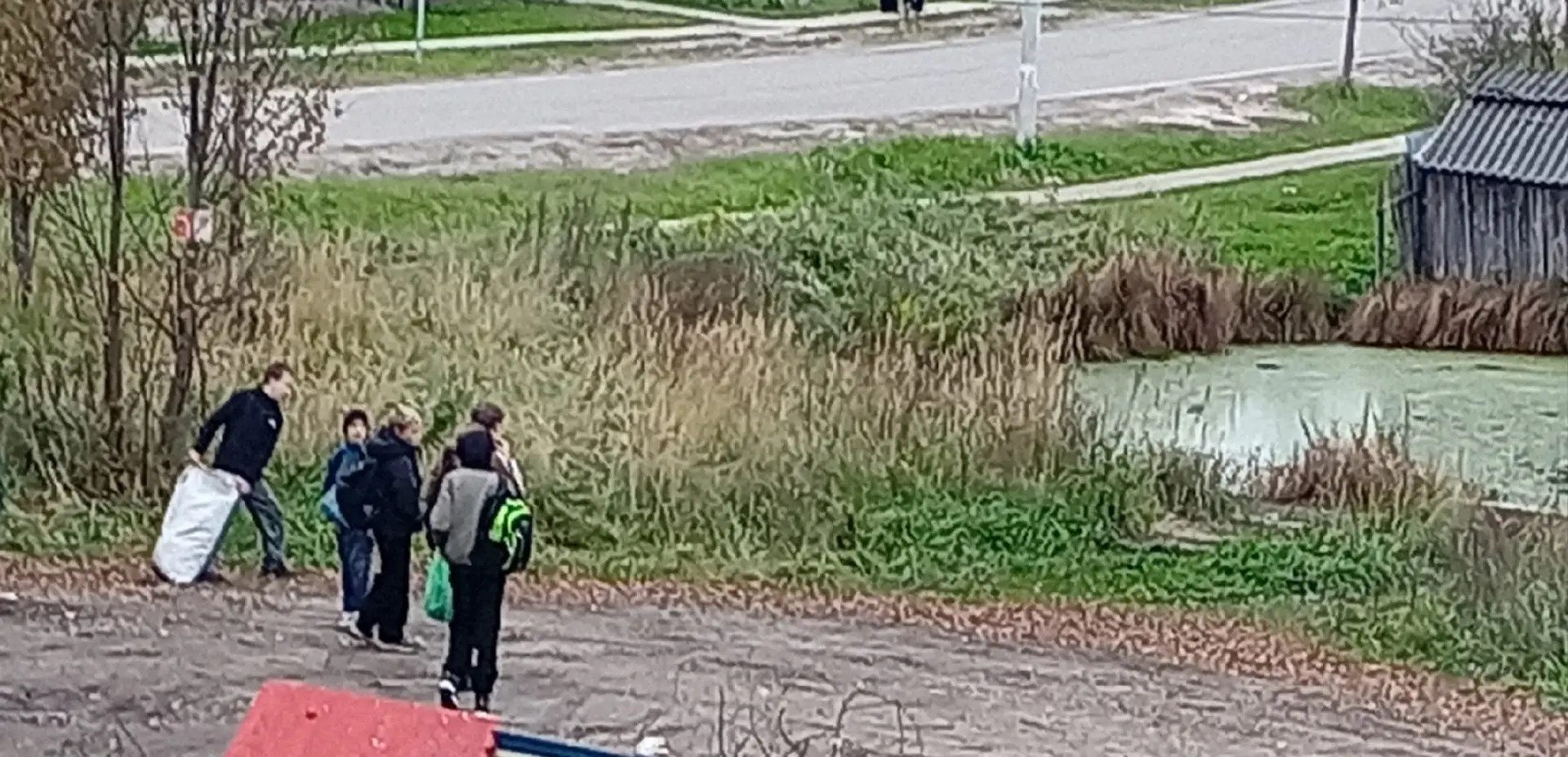 Здравствуйте, может быть кто-то узнает своего ребёнка. Эти дети, к сожалению, придумали...