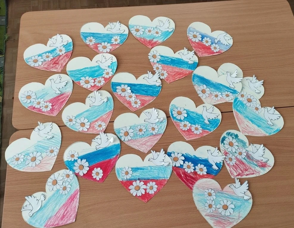 Дети средней группы нашего детского сада (воспитатель Каташевская О.С.) готовились к государственном