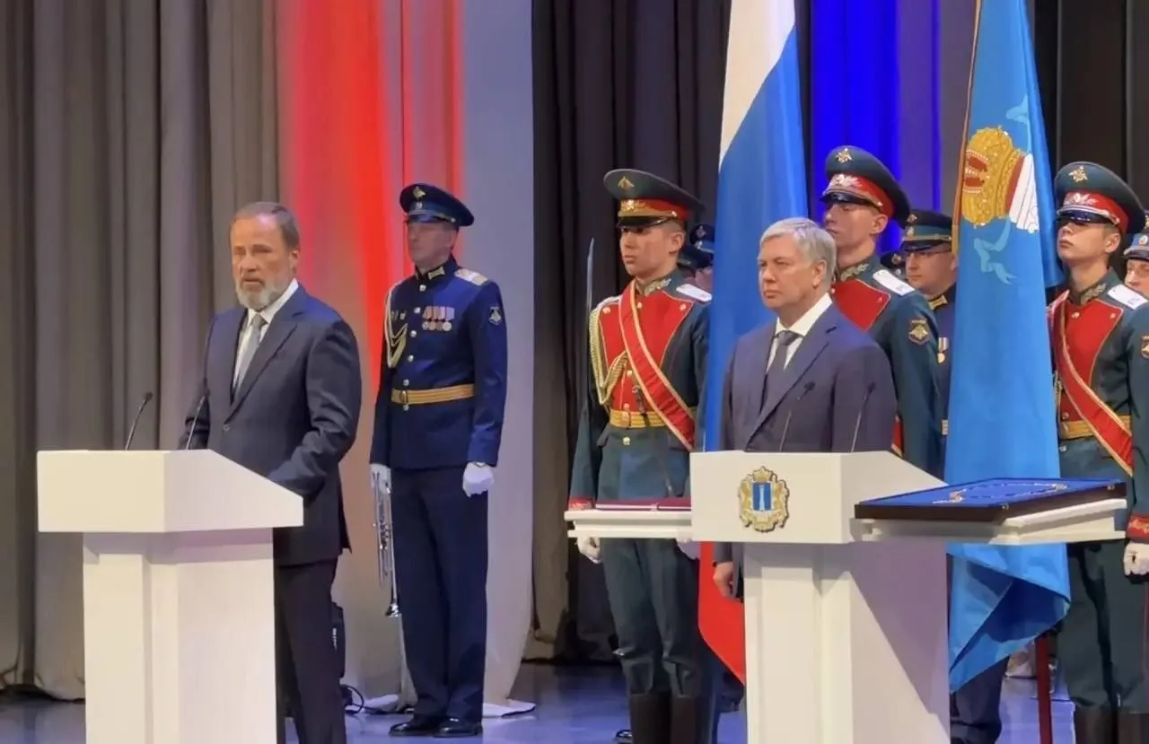 🇷🇺 Алексей Русских официально занял пост губернатора Ульяновской области