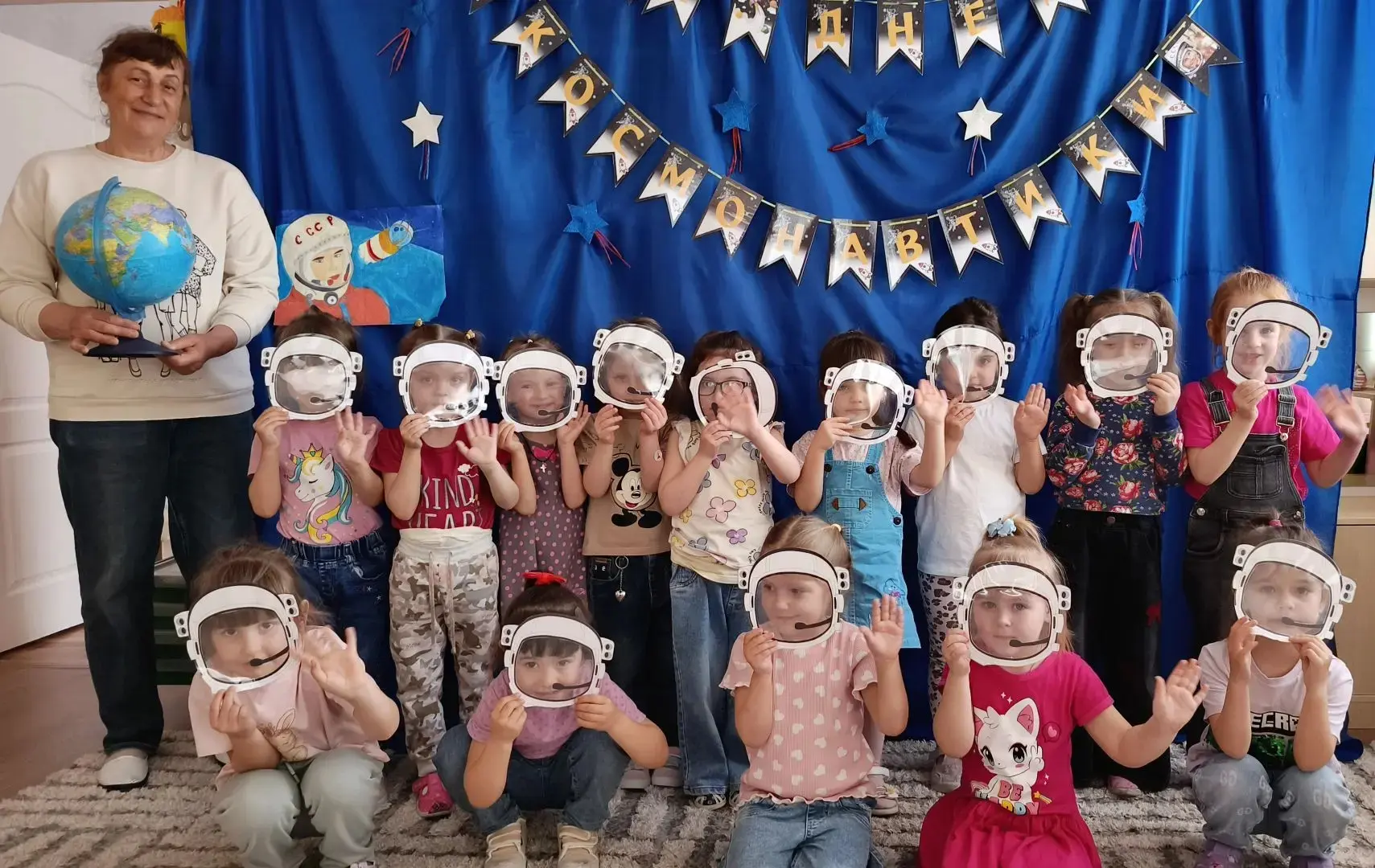 День космонавтики в средней группе 🚀
