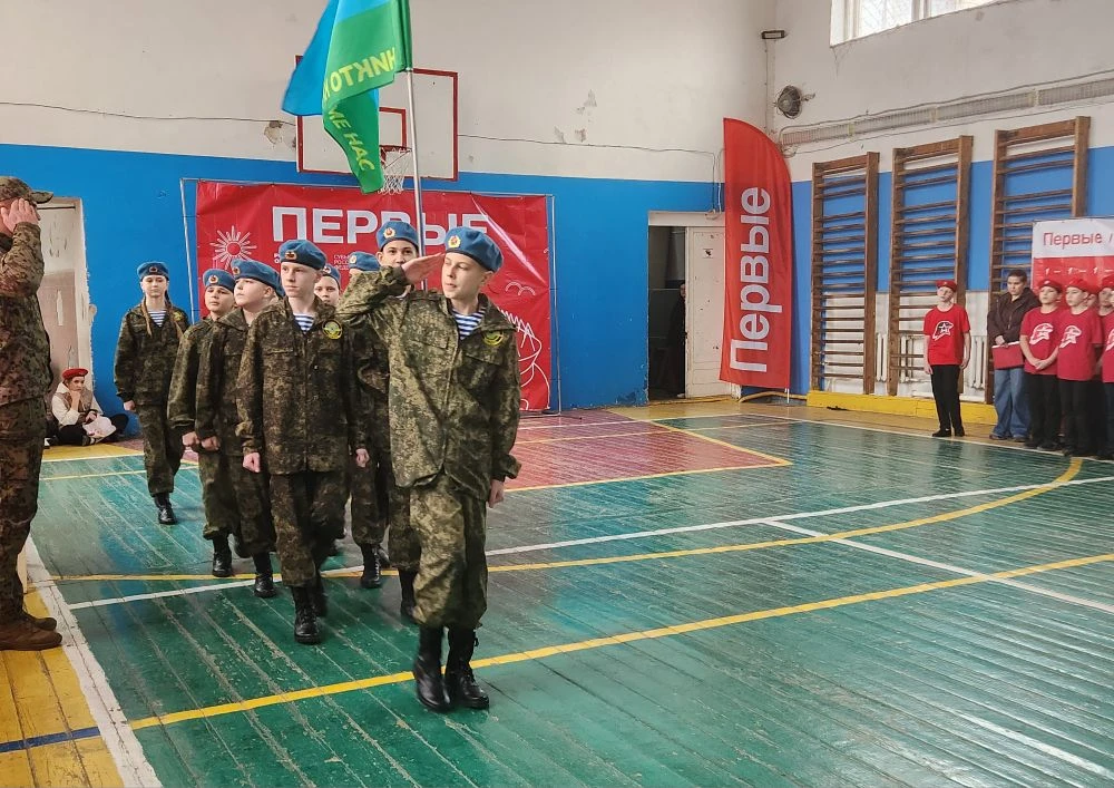 Полным ходом идет муниципальный этап военно-патриотической игры «Зарница 2.0».  Вчера свои силы и вы