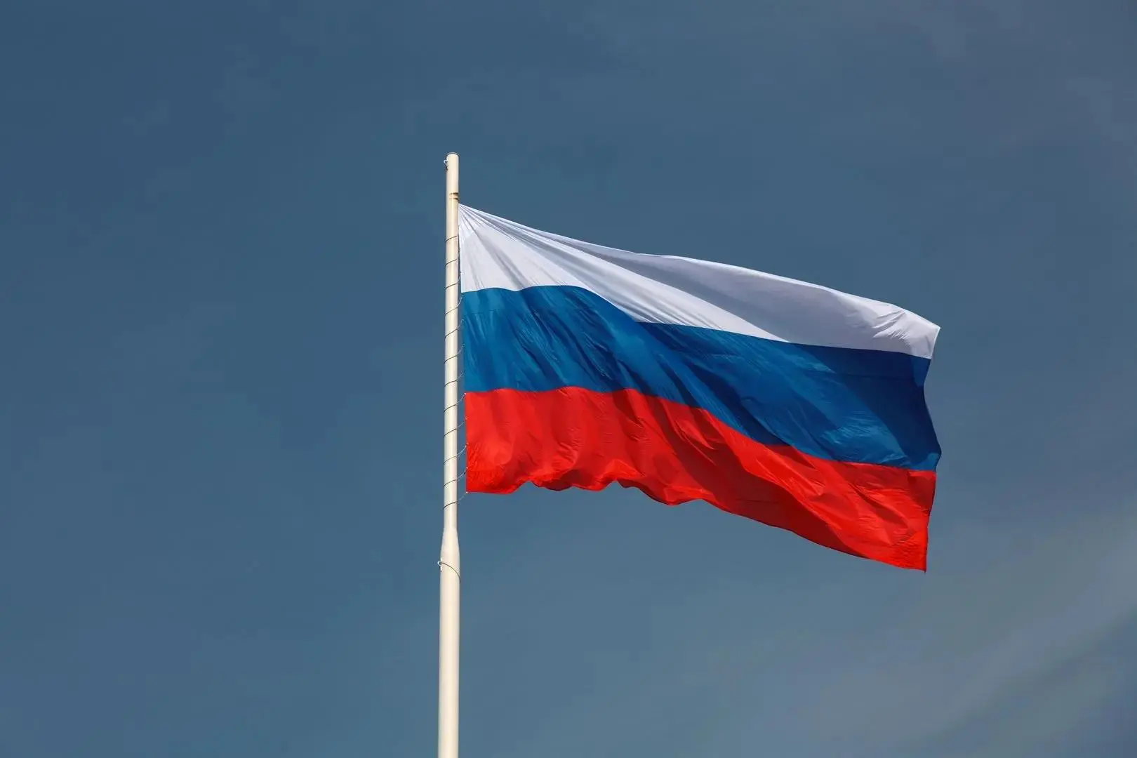 Сегодня – День государственного флага Российской Федерации, символа величия большой стр...